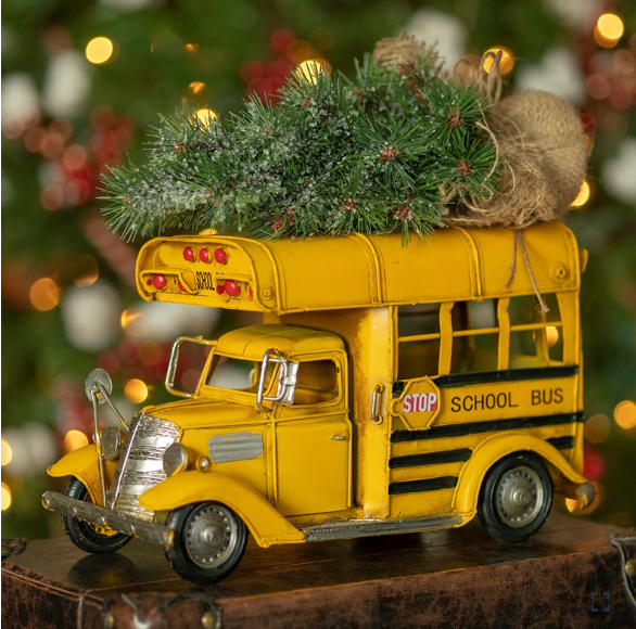 Vintage Style Small Conversion School Bus with Christmas Tree VA170007