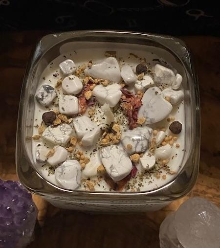 Blissful Collections by Victoria - Gemini Candle 10 oz Cube w/ Lid - 1210