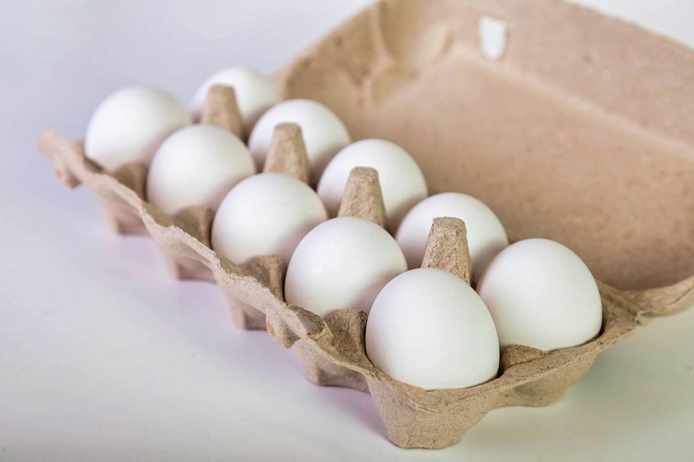 Barrett Hill Farm - Farm Fresh Local Dozen Eggs