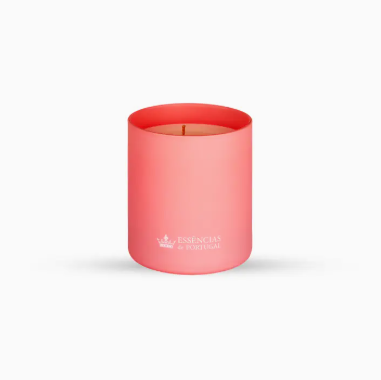 Enchanted Christmas Candle 6.34 oz - Strawberry - ESS-CHR-CAND-180STR/314368