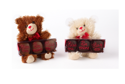 Sweet Shop USA - 3 Piece Chocolate-Covered Oreos w/ Plush Bear 3 oz - F104030351193