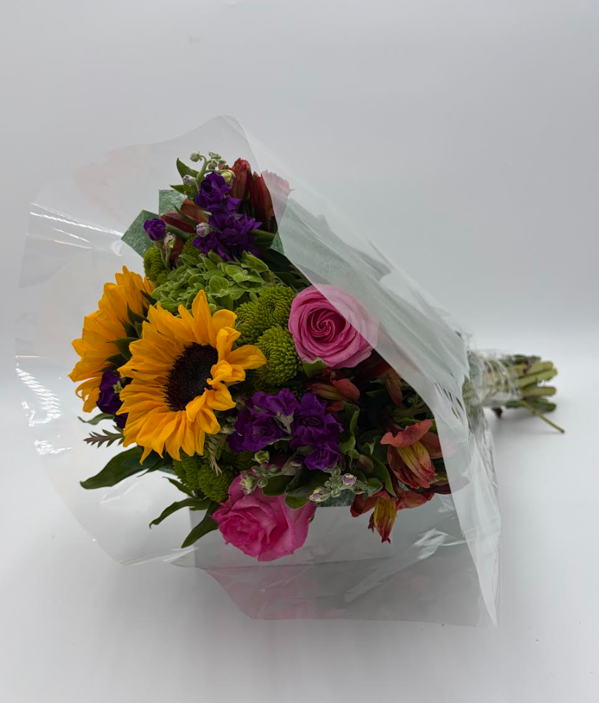 Floral Embrace Bouquet - Q1850
