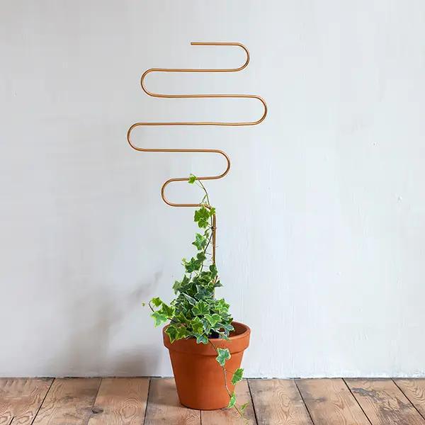 Botanopia - Golden Plant Stake from Metal - Squiggle - Squiggle_R