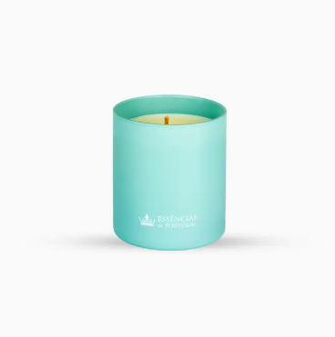 Enchanted Christmas Candle 6.34 oz - Cotton Flower - ESS-CHR-CAND-180COT/314351